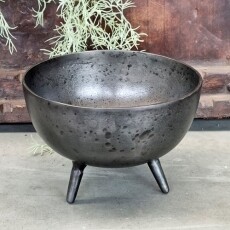 Benoa Antique Black Bowl