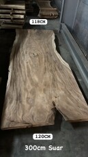Suarhout boomstam tafelblad 300 cm