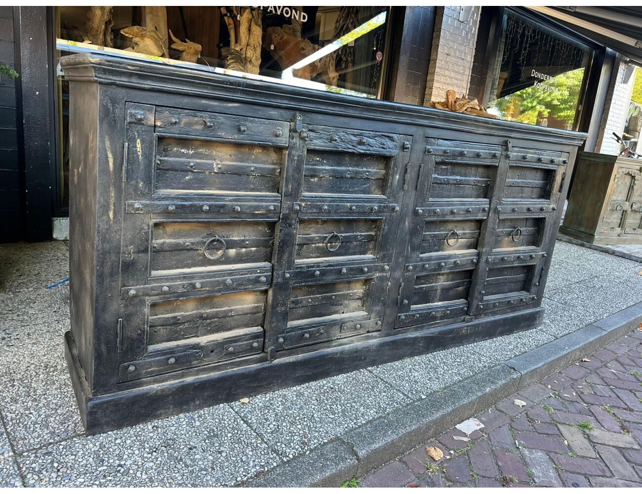 bleek kathedraal deelnemen India vintage kast Zerano met oude deuren industrieel