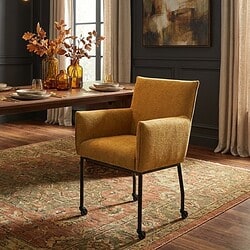 Stijlvolle vintage fauteuil met wieltjes, perfect voor moderne en klassieke interieur decoratie. Gemaakt door Mokana Meubelen, comfortabel en elegant met opberglagen.
