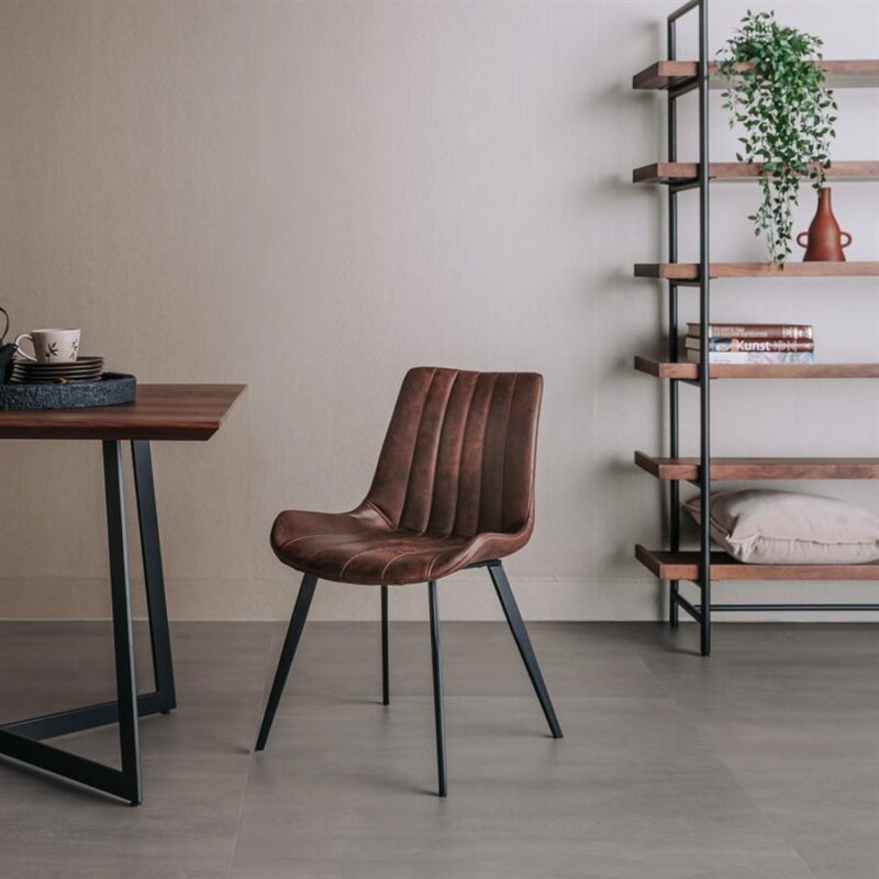 Eljas Stoel – fabric Savannah dark brown