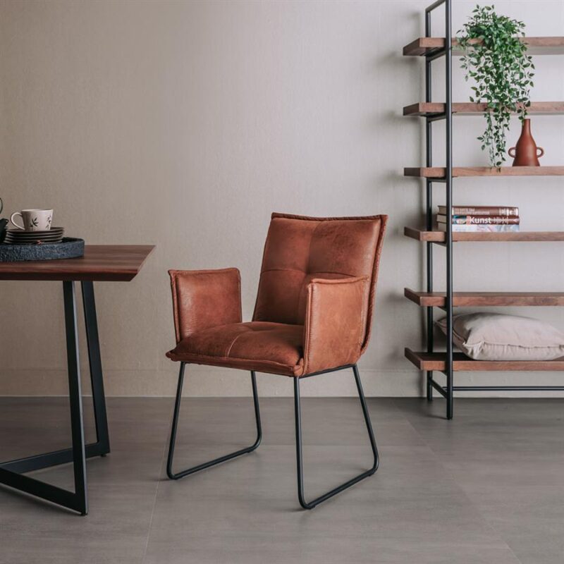 Seda Armstoel – fabric Cherokee 8 cognac