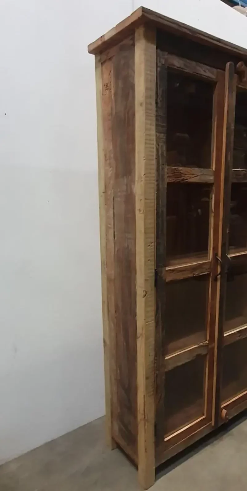 Vitrinekast-Truckwood-Deuren-Mokana-Meubelen-4 Vitrinekast Truckwood 2 deuren