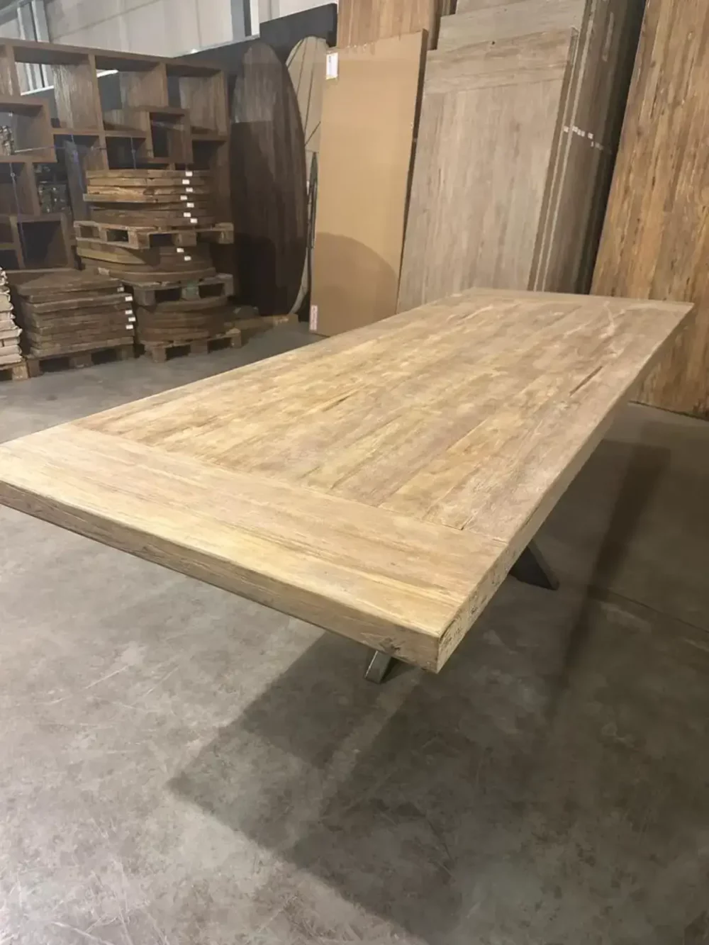 Donny teak vergrijsd