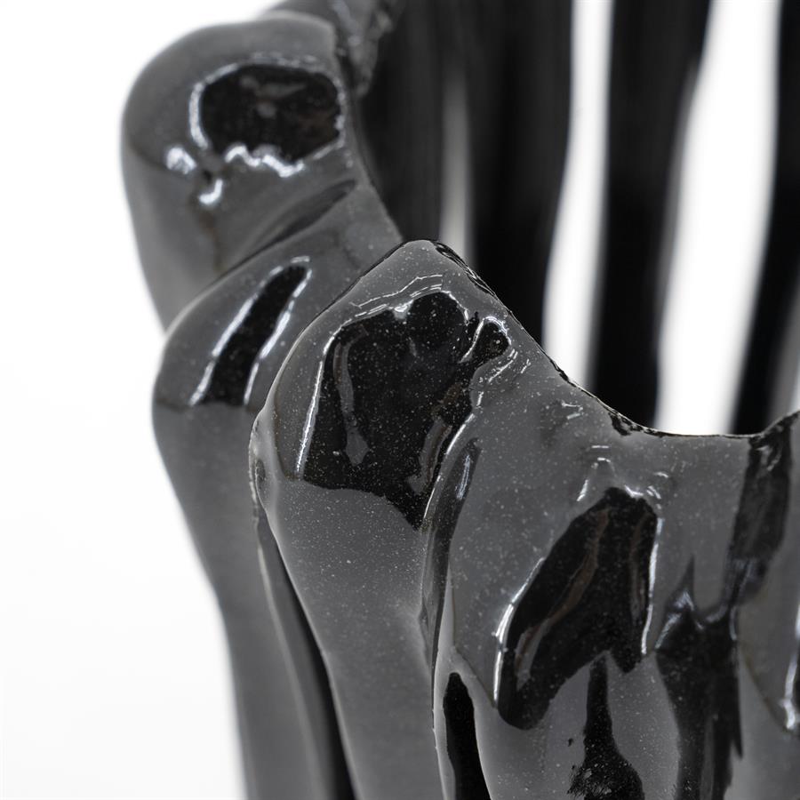 Hurricane Alba – black