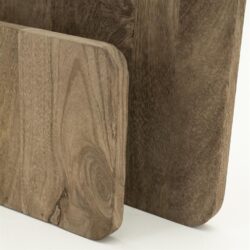 Yomu – brown