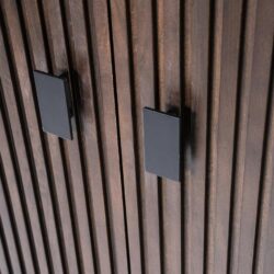 Kabinet Remi 2-drs. – bruin