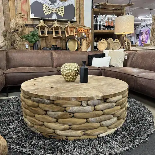 Salontafel Sem massief teakhout rond met unieke uitstraling.