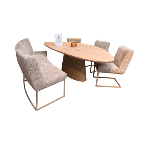 Eetkamerbank Zara ovaal van het Anker met beige poten