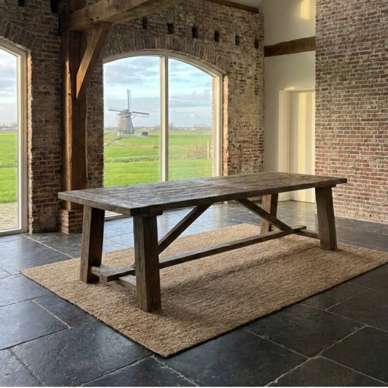 Kloostertafel Freya gemaakt van oud eiken gerycycled