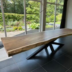 Boomstamtafel suarhout spinpoot uit Indonesie