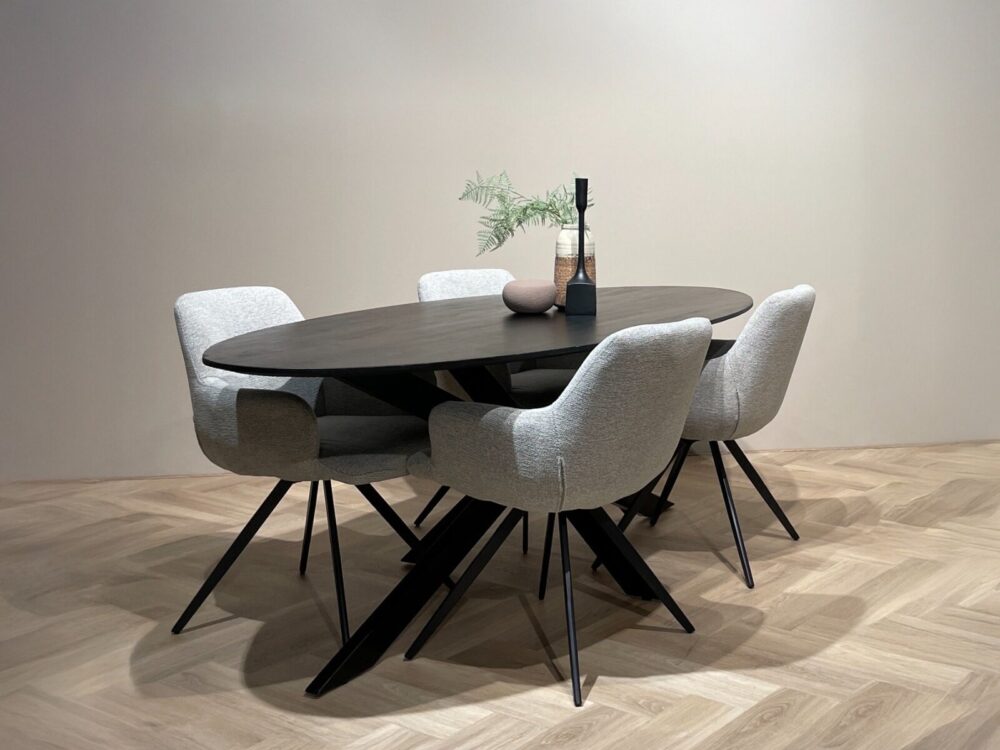 Oslo Oval Black 180 cm