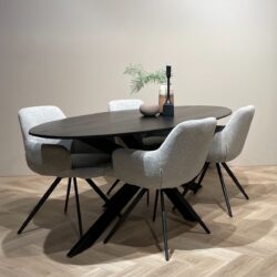 Oslo Oval Black 180 cm