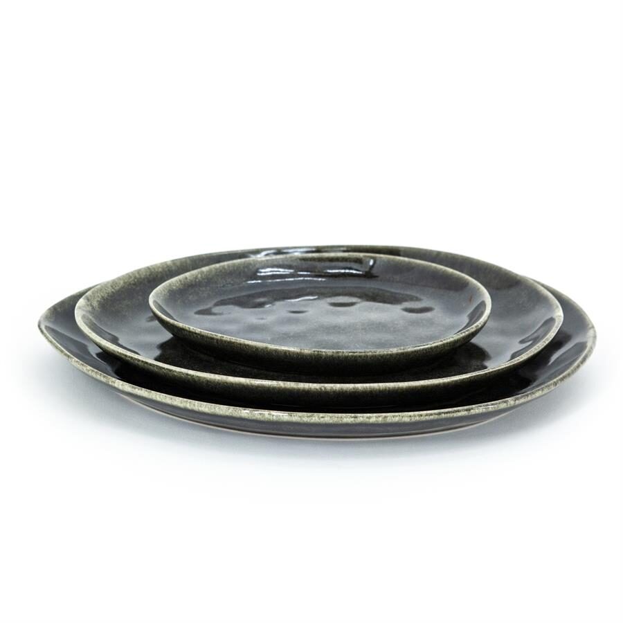 Dinner plate Daze – black
