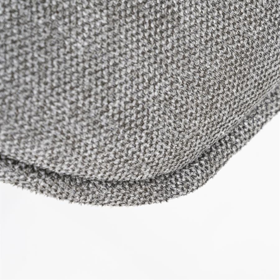 Boy – grey