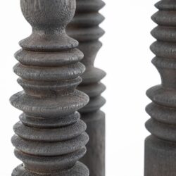 Totem – brown