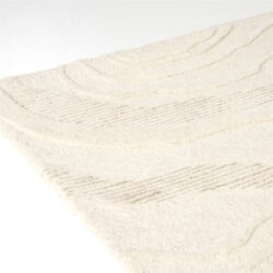 Soil 190×290 cm – off white