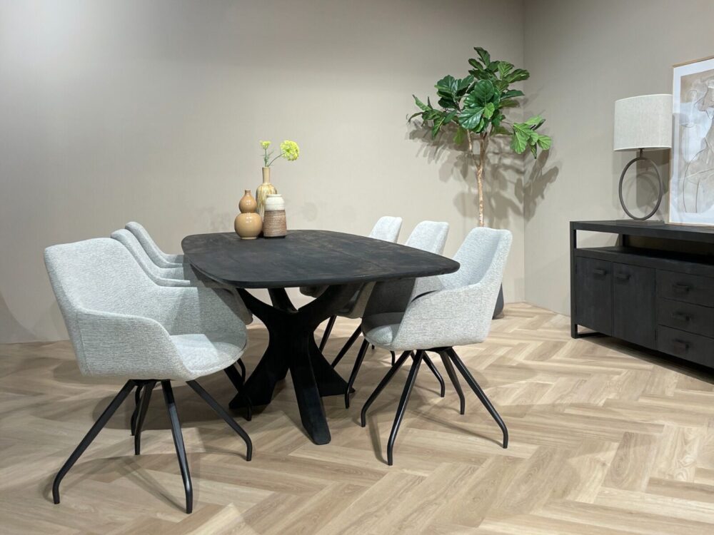 Brix Montreaux Black 220cm