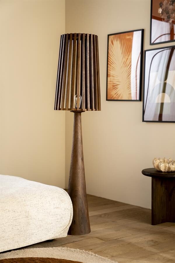 Guard – brown