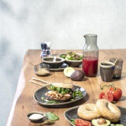 Dinner plate Daze – black