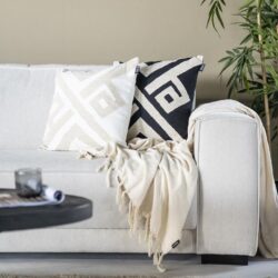 Envy – off white