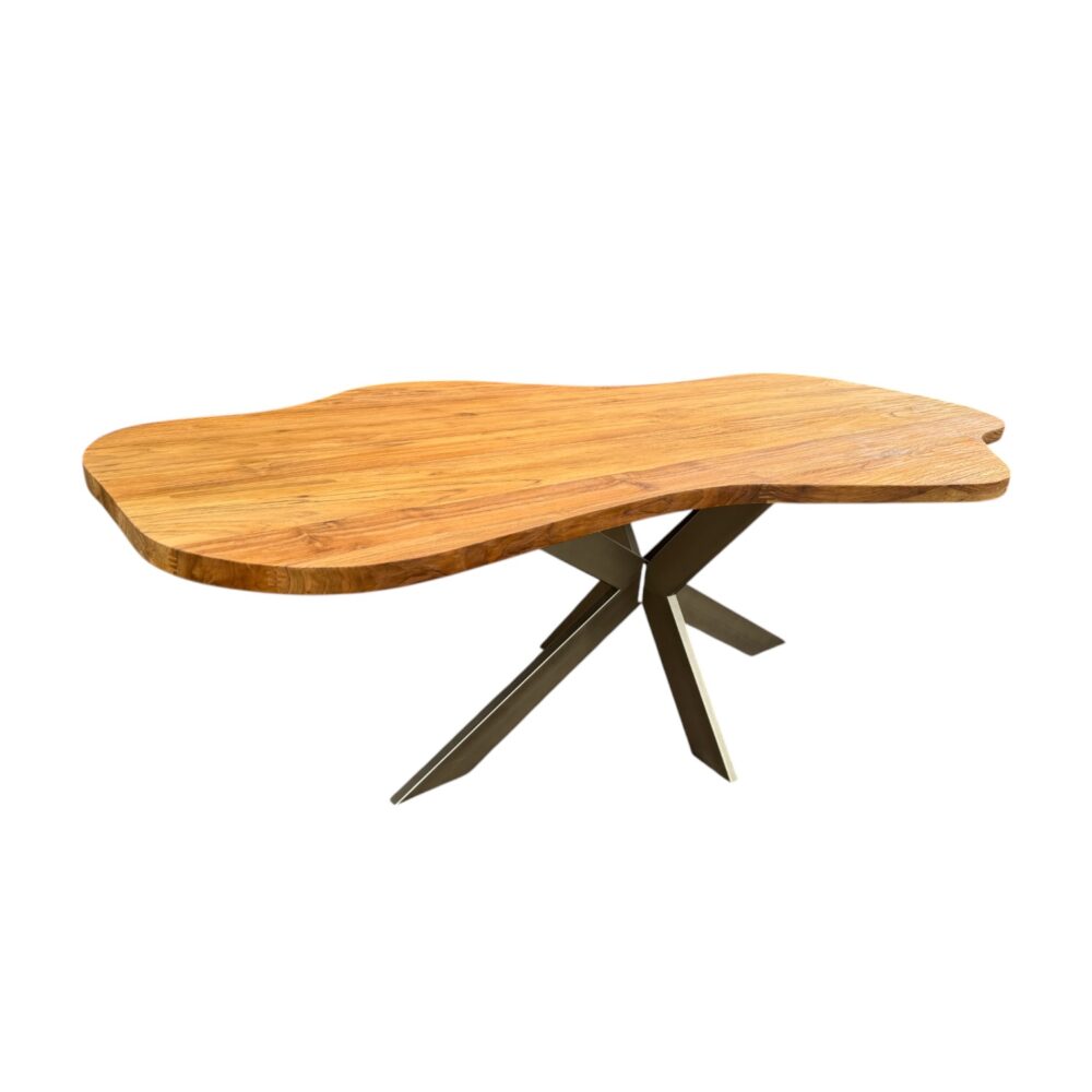 Eetkamertafel organisch blad teakhout met spinvoet
