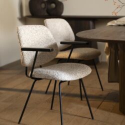 Stoel Jon met arml – zwart Maywood