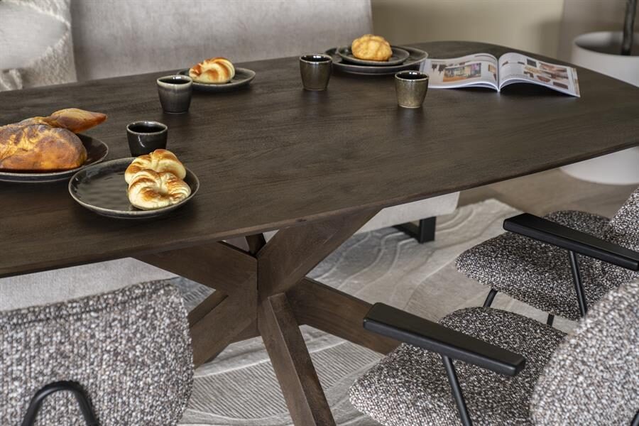 Eettafel Nikki 280×100 – bruin