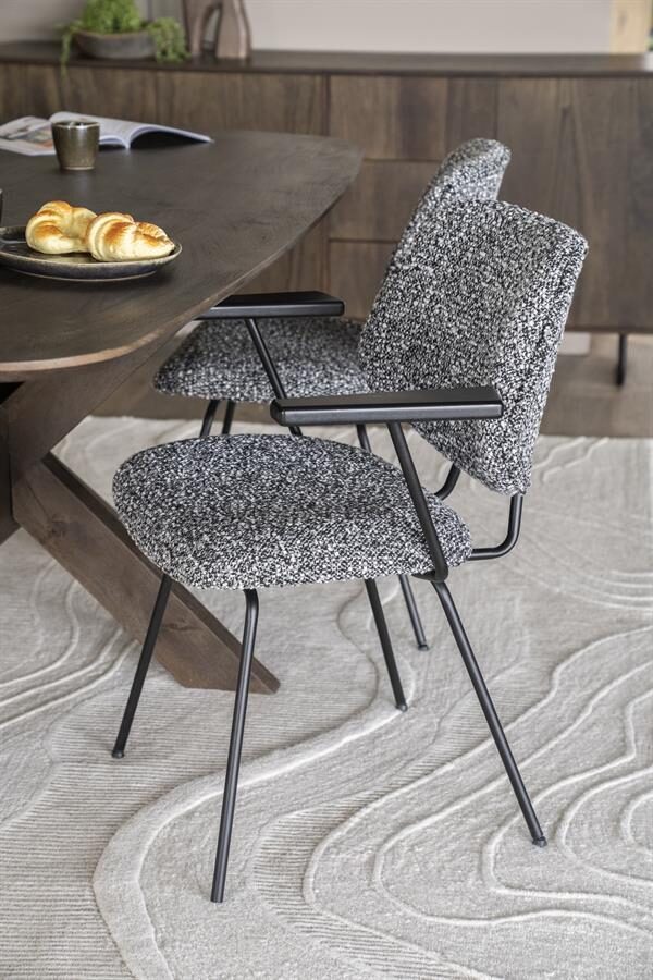 Stoel Jon met arml – zwart Maywood