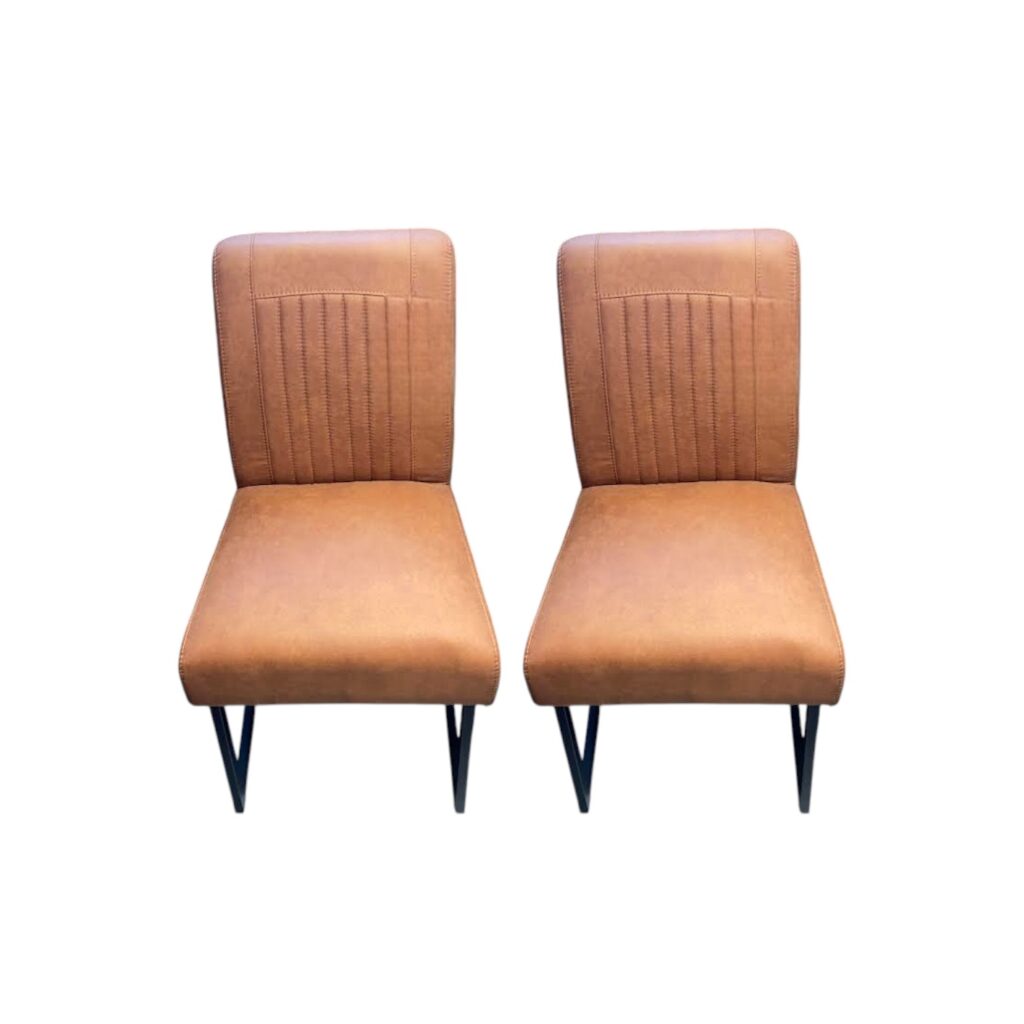 Eetkamerstoel Amy leer leder leren cognac stoel zwarte metalen poot wildeboer uitverkoop sale mokana outlet