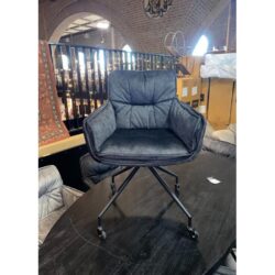 Eetkamerstoel Saronno set van 4 zwart velvet sale outlet mokana tower living