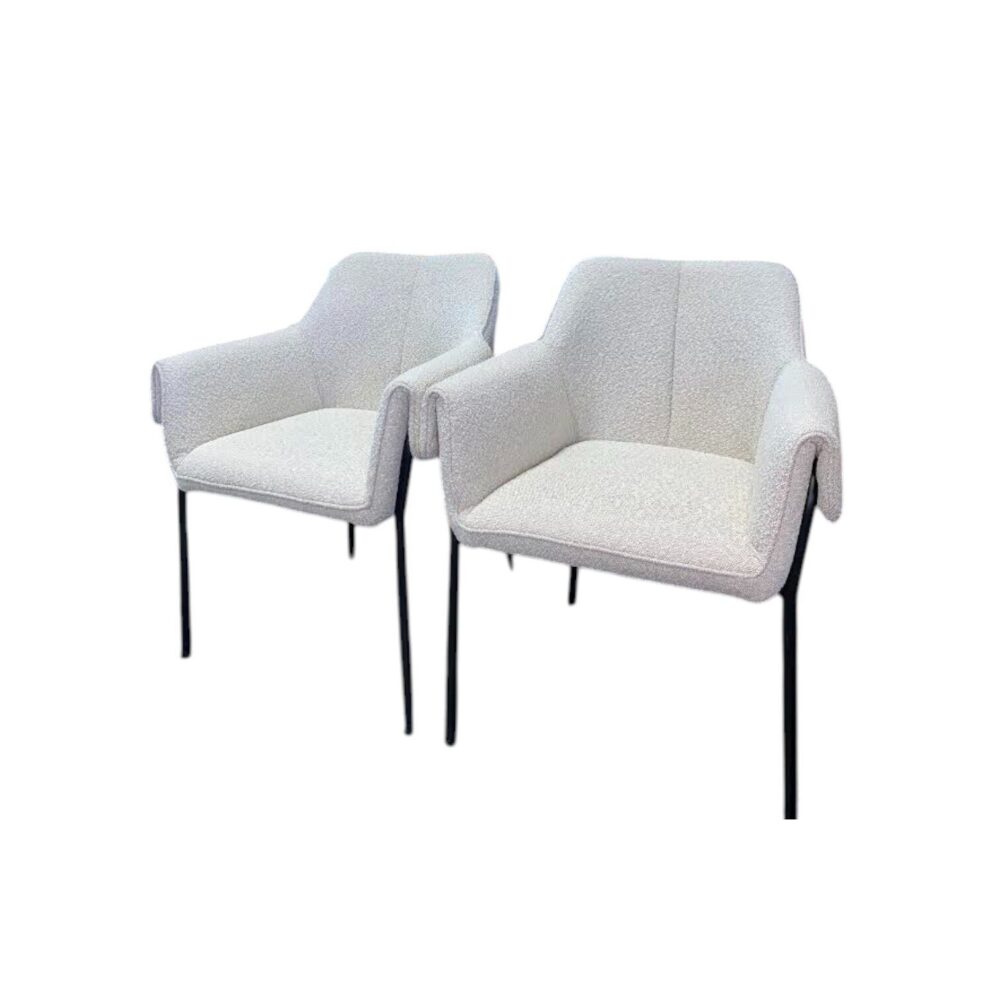Eetkamerstoel Tony set van 2 sale mokana outlet wit stof met armleuning zwarte metalen poten