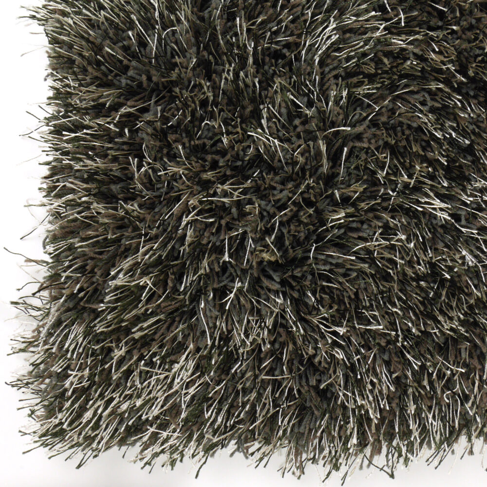 Love Shaggy Taupe 300x400