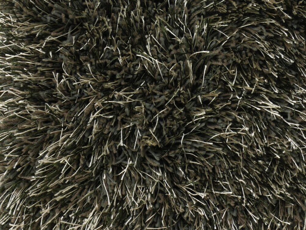 Love Shaggy Taupe 300x400