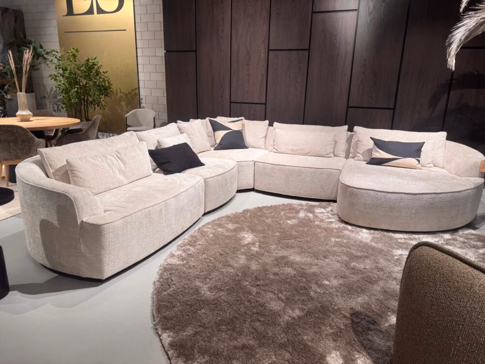Hoekbank Kado lounge model van Easy Sofa in de woonwinkel van Mokana Enschede