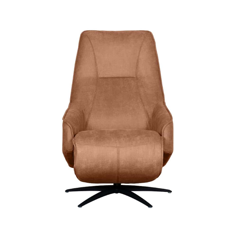 Comfortabele moderne fauteuil van Mokana Meubelen in rustiek bruin, perfect voor elke woonkamer.