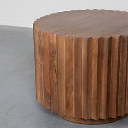 Massief houten tafel met gerecycled teakhout, uniek design, handgemaakt, duurzaam en stijlvol meubel, perfect voor in de woonkamer of eethoek.