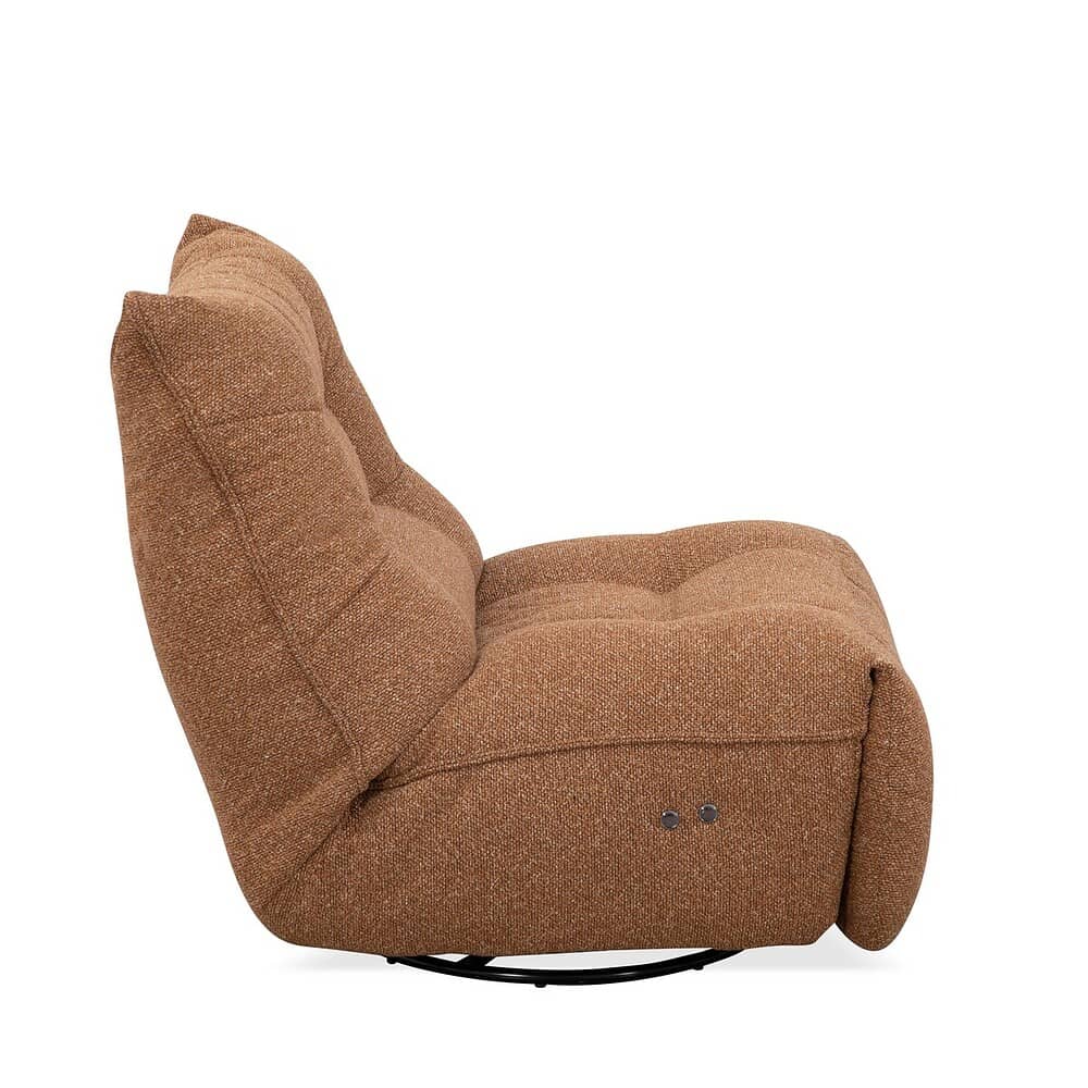 Comfortabele vintage bruine stoffen draaifauteuil met draaipoot en zachte bekleding van Mokana Meubelen. Perfect voor een stijlvolle en gezellige woonkamer.