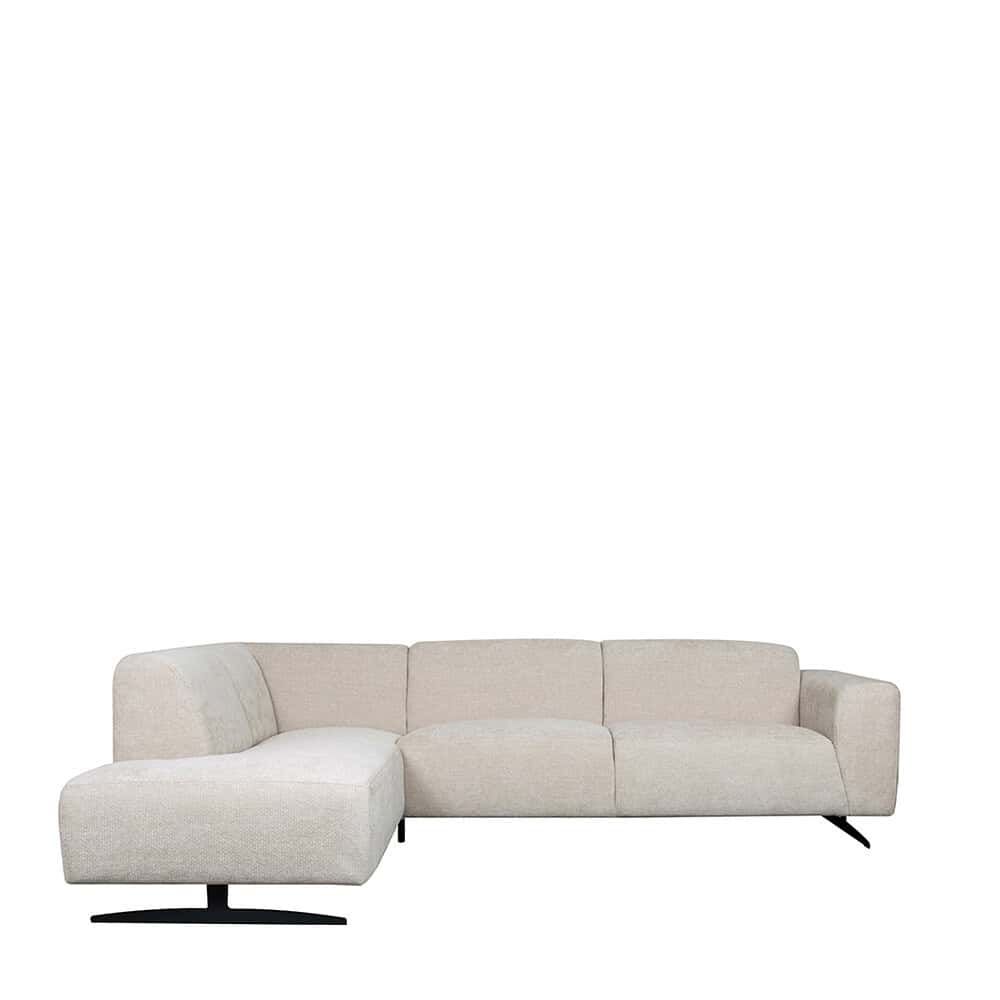 Lichte hoekbank van Mokana Meubelen met modern design en comfortabele stoffering. Perfect voor stijlvolle woonkamers en gezellige bijeenkomsten. Op maat gemaakt in hoogwaardige materialen.