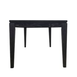 Strak zwart houten eettafel met moderne en minimalistische design, perfect voor een eigentijdse woonstijl, gemaakt van hoogwaardig hout, geschikt voor gezellige maaltijden en bijeenkomsten.