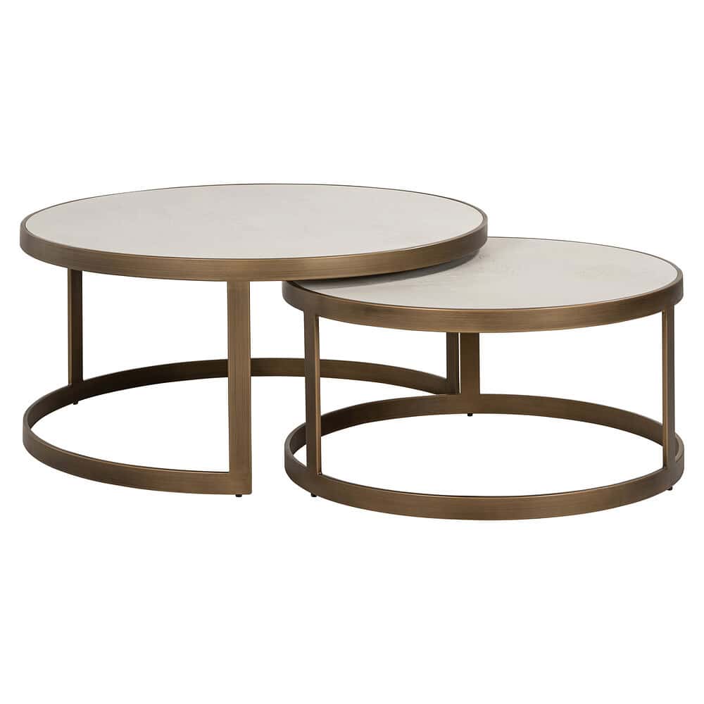 Elegant moderne bijzettafels van Mokana Meubelen, ontworpen met luchtige ronde vormen en natuurlijke houtafwerking. Perfect voor een stijlvolle en functionele woonkamer inrichting.