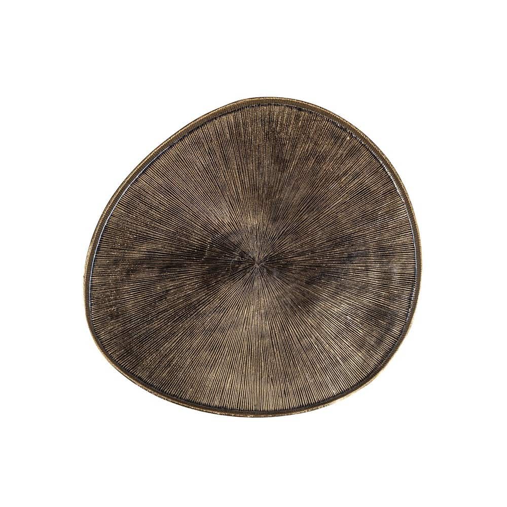 Elegante metalen vaas met unieke centrale lijnen, perfect voor modern interieur en decoratieve styling.