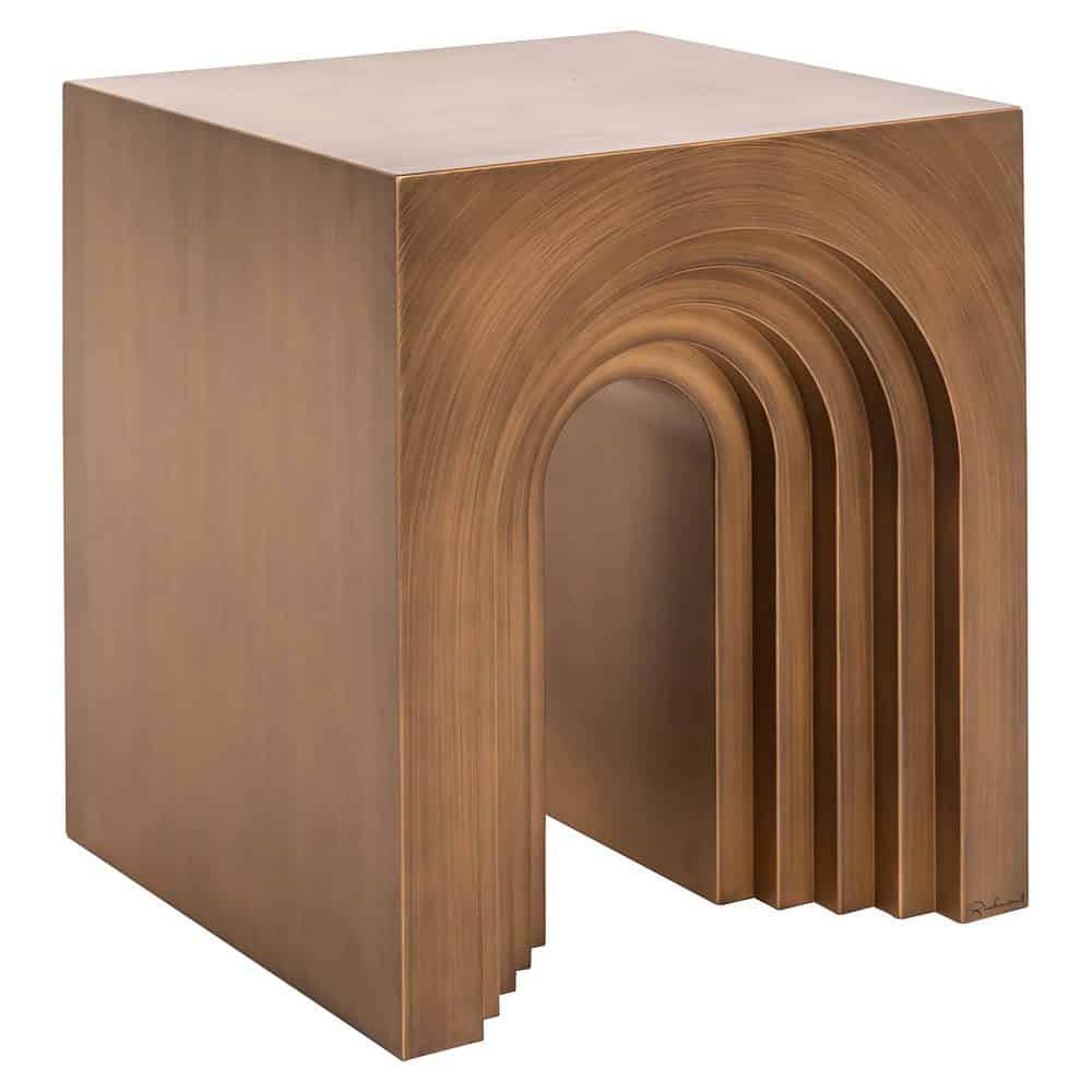 Minimalistische houten bijzettafel met uniek arched design, vervaardigd uit hoogwaardig hout, geschikt voor moderne interieurs en stijlvolle woondecoratie.