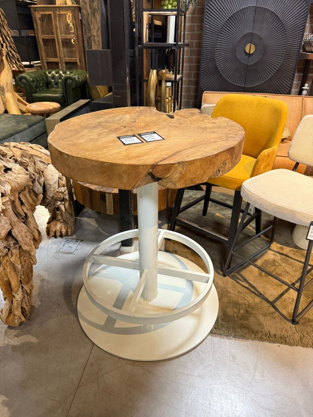 Bartafel Uniek Teakhout rond counter tafel