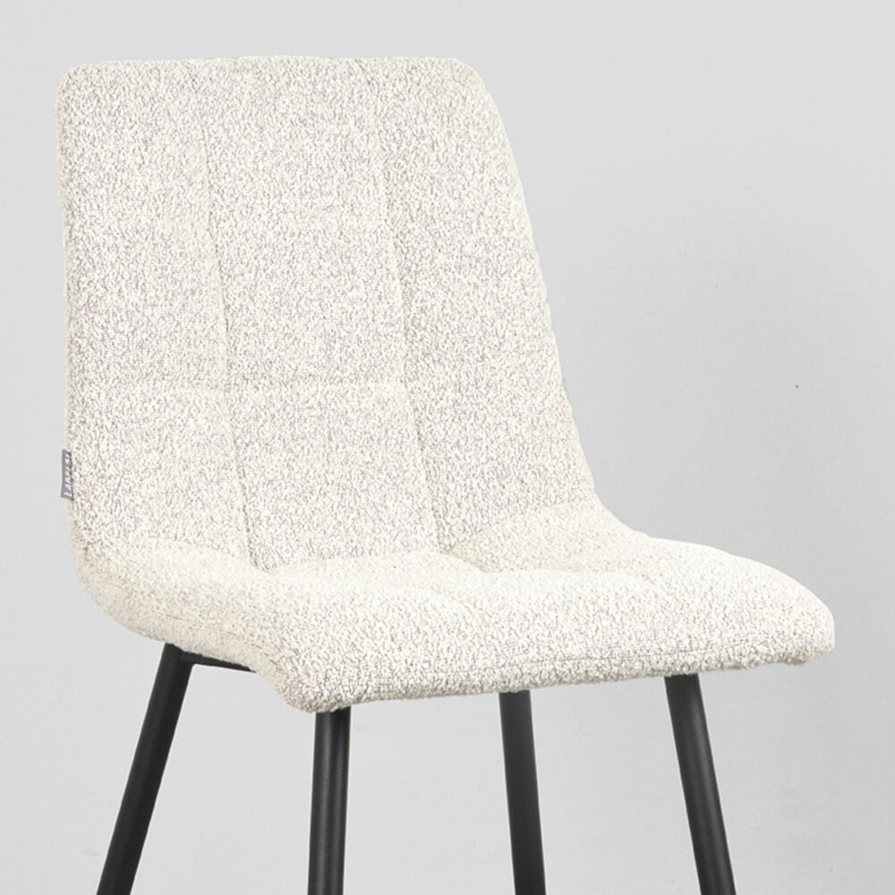 LABEL51 Eetkamerstoel Juul - Wit - Boucle - Black Frame