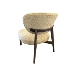 Fauteuil Boyd panterprint houten onderstel kwaliteit zacht stof laag mokana