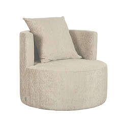 Zachte beige relaxfauteuil met bijpassende kussen, modern en comfortabel voor elke woonkamer.