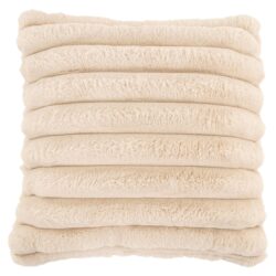 Zachte wollen fleecedekens in crèmekleur met een luxe, pluizige textuur, perfect voor warmte en comfort in huis.