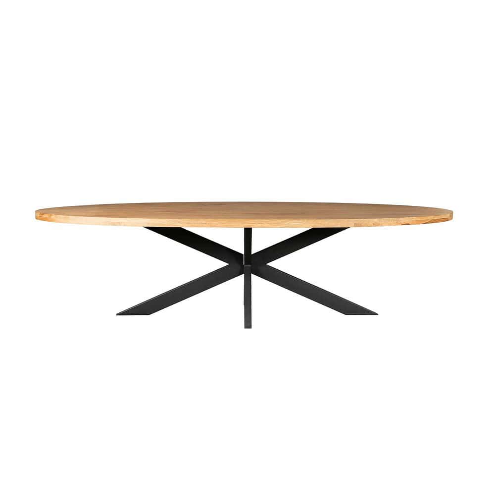 Elegant eettafel met massief houten blad en moderne zwart metalen onderstel, perfect voor een stijlvolle inrichting.