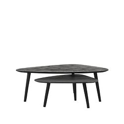 Robuuste houten bijzettafels in donker eikenlook en zwart metalen pootjes, ideaal voor moderne interieur decoratie.